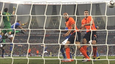 Netherlands 2-1 Brazil_c0018798_152545.jpg