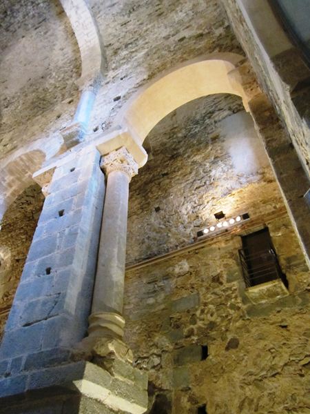 Sant Pere de Rodes 修道院2_b0064411_8235661.jpg