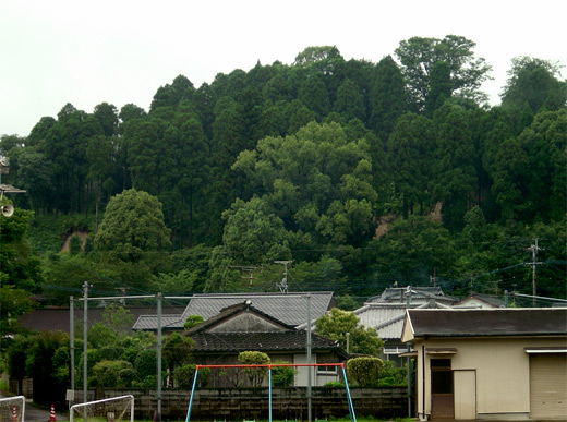 続報　都城・庄内町の土砂崩れ _c0147123_21233621.jpg