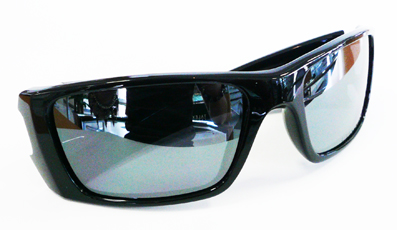 OAKLEY LIVESTRONG FUELCELL入荷!_c0003493_1035958.jpg