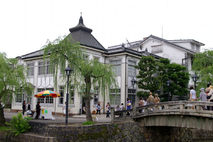 美観地区の石橋_f0130879_2322173.jpg