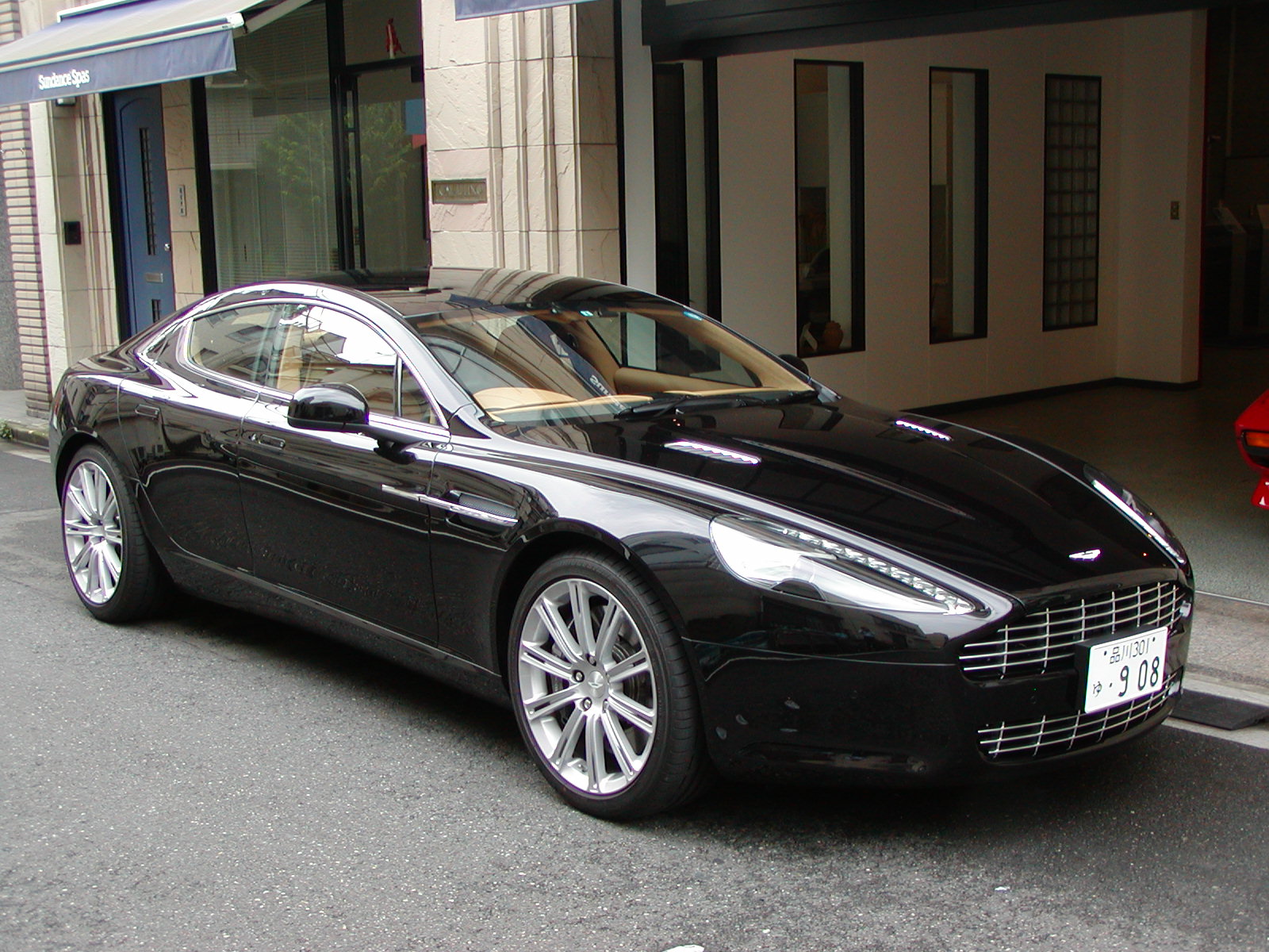 Aston Martin Rapide_a0129711_18111544.jpg