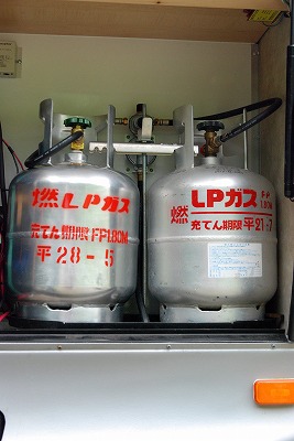 アルミボンベ ｌｐガス 耐圧検査 田舎暮らしのトレーラー牽き キャンピングトレーラーの日記