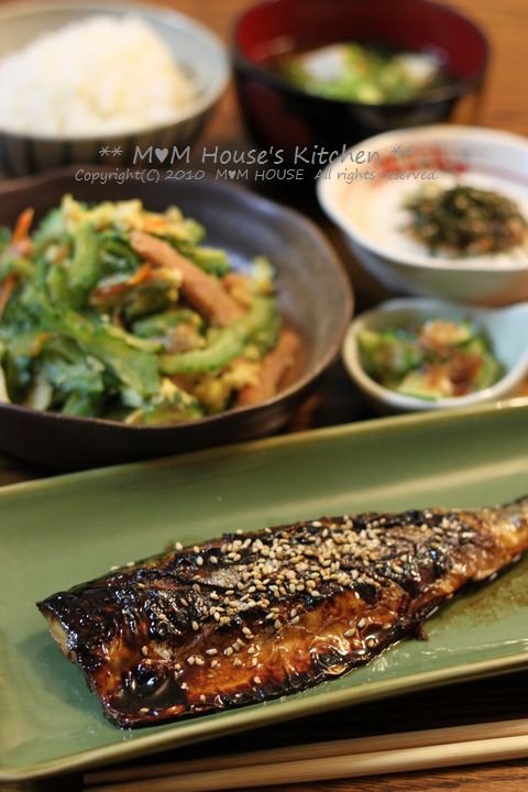 本日こちらは催涙雨 和食献立 晩ごはん Mana S Kitchen 本日こちらは催涙雨 和食献立 晩ごはん Mana S Kitchen