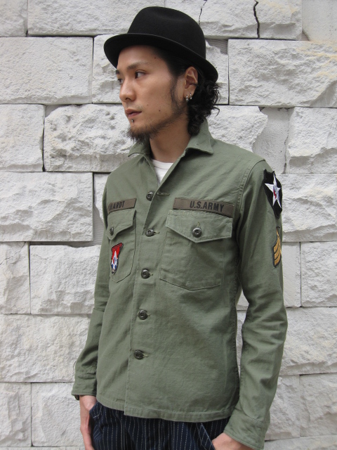 大人気の marka ジョンレノン メイフェア白山 ミリタリーシャツ L ...