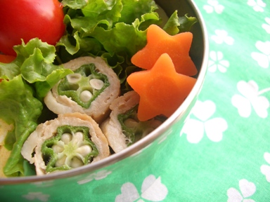 オクラ豚肉巻きと舞茸そぼろ混ぜご飯のお弁当_a0078146_20113067.jpg