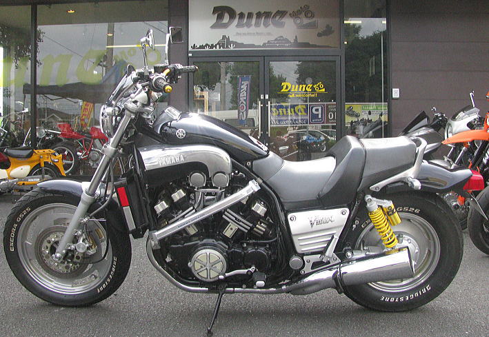 V-MAX_f0178858_18232591.jpg