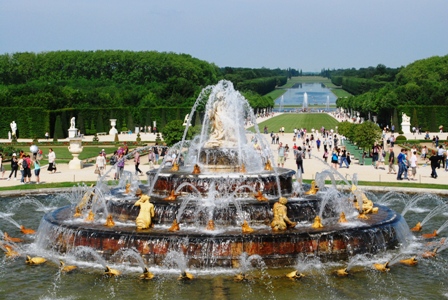ヴェルサイユ宮殿と庭園 Trans Europe Express