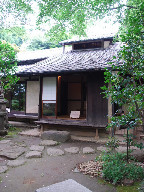 東京・新宿区立林芙美子記念館(昭和モダン邸宅探訪)_f0142606_49576.jpg