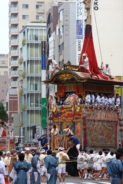 祇園祭　－山鉾巡行（出発）－_b0169330_9404621.jpg