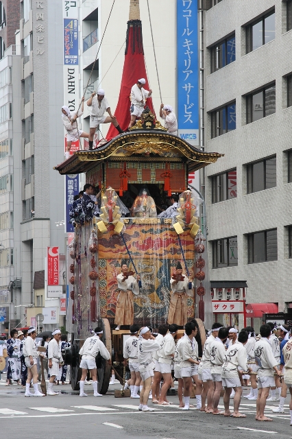 祇園祭　－山鉾巡行（出発）－_b0169330_941681.jpg