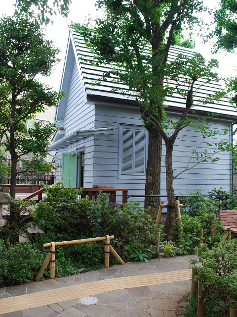 東京・新宿区立佐伯祐三アトリエ記念館_a0110756_5412337.jpg