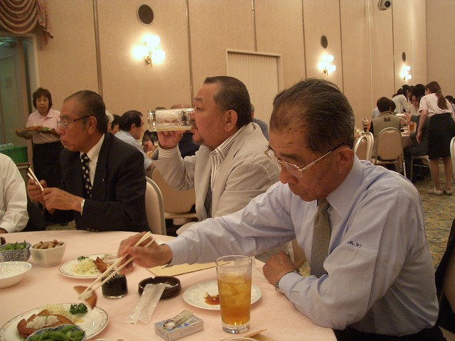 「鈴木すみよしキックオフ発起会」_f0141310_232630100.jpg