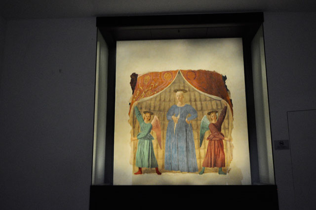 ピエロ・デッラ・フランチェスカの名画「出産の聖母」_a0031363_21164021.jpg