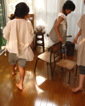 夏の女の子服o(＠^ー^＠)o_c0128402_937222.gif