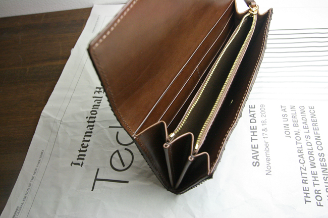 モラレスパイソンーロングウォレット完成!_a0145469_22122936.jpg