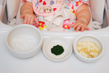 新たな食材　ほうれん草。　そしてパパ遊びにお客さま。_f0219898_22533840.jpg