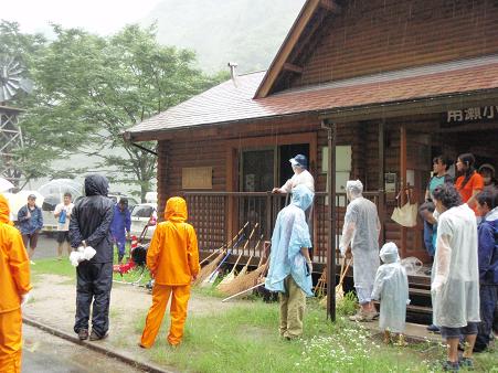 雨なのに。_b0083170_22115540.jpg