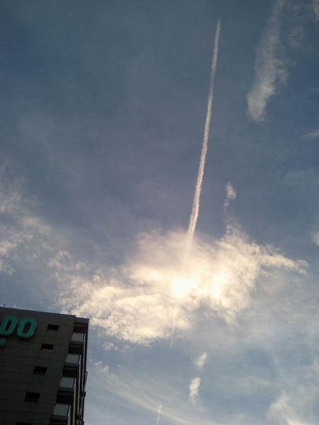 女子高生が見つけた空_f0155808_2022789.jpg