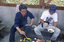 八杉千年の森イベント「本格派・炭焼き体験・窯だし 木炭アート」開催(その3)_e0061225_13462326.jpg