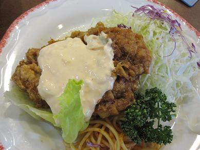 チキン南蛮 (金なべ亭)_f0017696_9295978.jpg