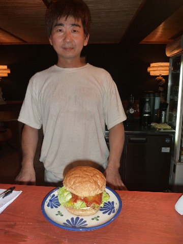 香櫨園 轟バーガー(トドロキバーガー)_b0054727_22401013.jpg