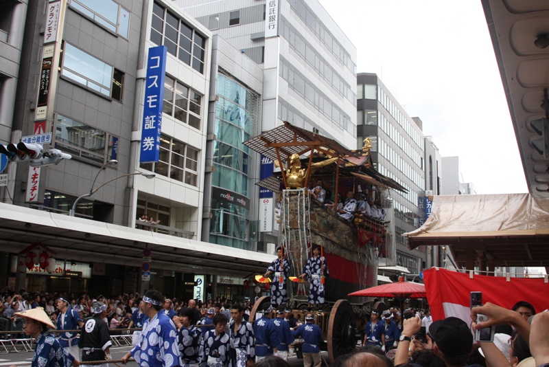 祇園祭　－山鉾巡行（四条通）－_b0169330_23566.jpg
