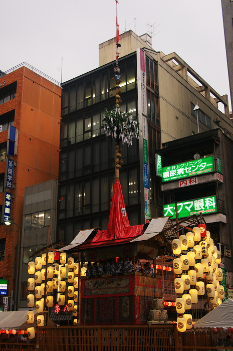 やっぱり雨の宵々山（祇園祭）_f0155048_027780.jpg