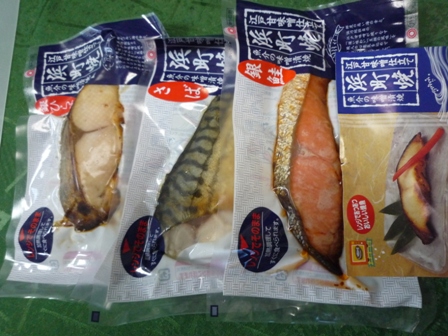 便利なおかず ラムでチアーズ