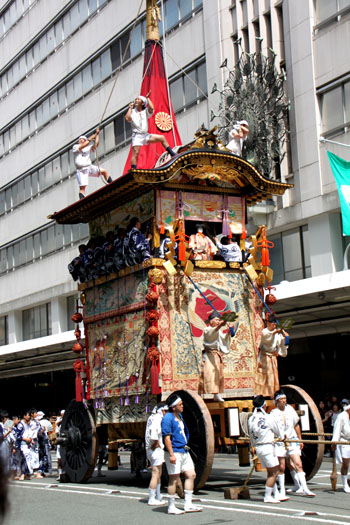 祇園祭山鉾巡行2_e0048413_21145993.jpg