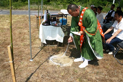 地鎮祭・着工式　＆　上棟式　＆　構造・完成見学会　＆　引渡式_f0188225_1930162.jpg