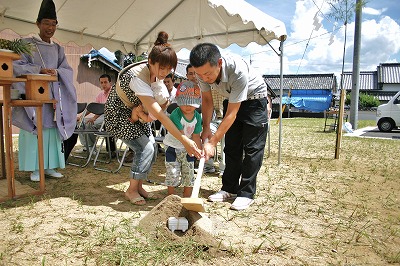 地鎮祭・着工式　＆　上棟式　＆　構造・完成見学会　＆　引渡式_f0188225_20293776.jpg