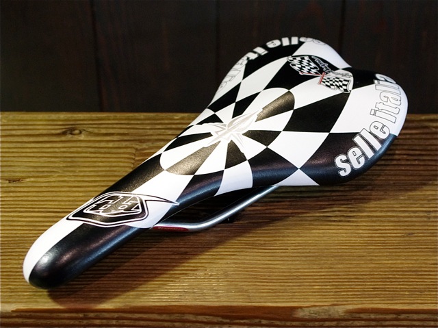 selle ITALIA トロイリーデザイン selle ITALIA SLR Troy Lee Designs Vanox : KOOWHO News