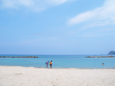  カエル達の夏休み（その6）　綺麗な竹野海岸。 _a0075661_21754100.jpg