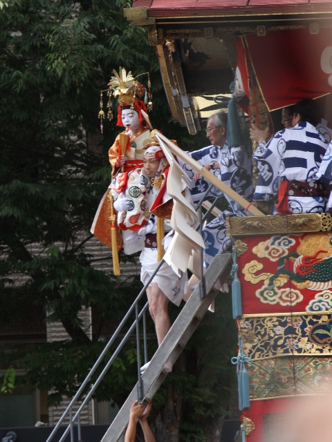 祇園祭　－山鉾巡行（辻回し（前編））－_b0169330_0545615.jpg