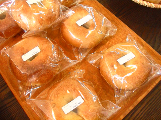 おいしいパン。_e0060555_1958268.jpg
