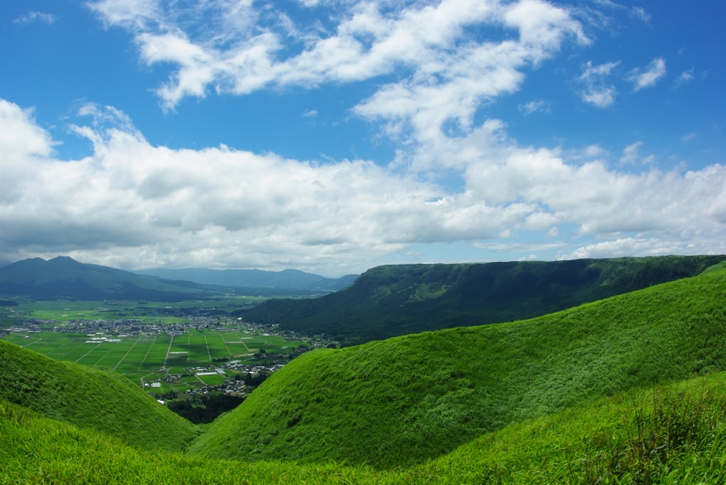 梅雨明けのミルクロードから・・・_d0079432_2254699.jpg