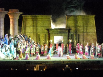 Caracalla 2010 (その２）：　Ａｉｄａ_c0086649_358589.jpg