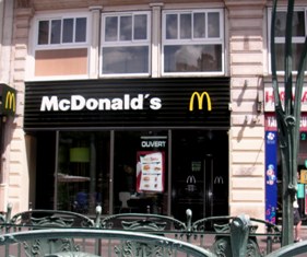 Parisから赤マックが消える?_f0214437_874179.jpg