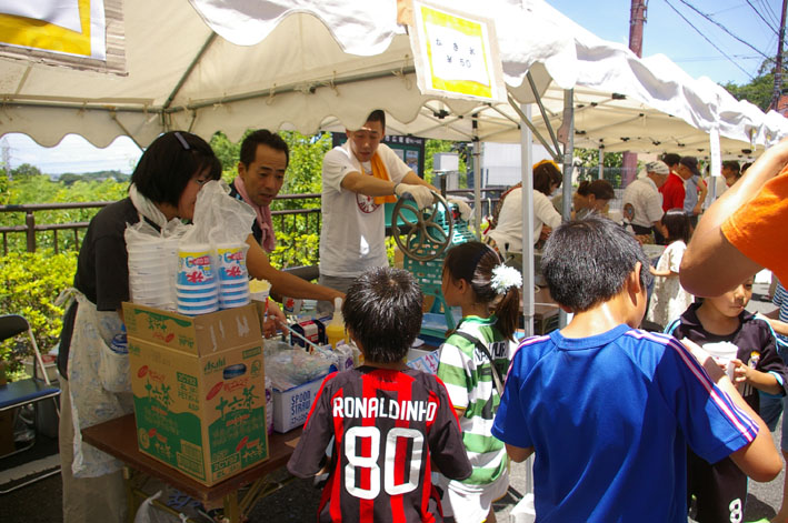 祭りはコミュニティを維持させる舞台装置：10高野台夏祭り_c0014967_1914732.jpg