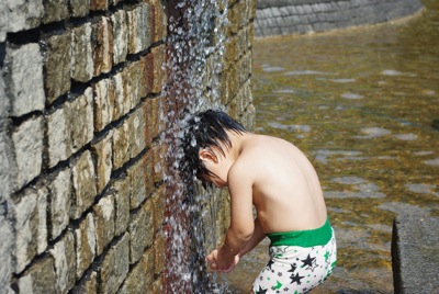 水遊び_f0138807_10145.jpg