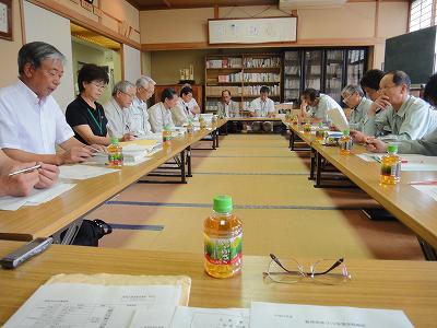 総務文教委員会_f0019487_6101041.jpg