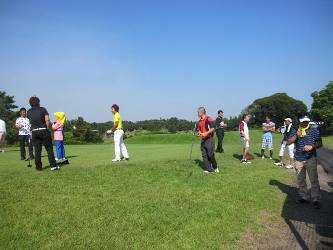 盛り上がる↑↑ 会社対抗戦!_d0091909_13462292.jpg