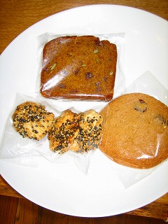 今日はハシバミさんの焼き菓子day♪_b0100229_12514932.jpg