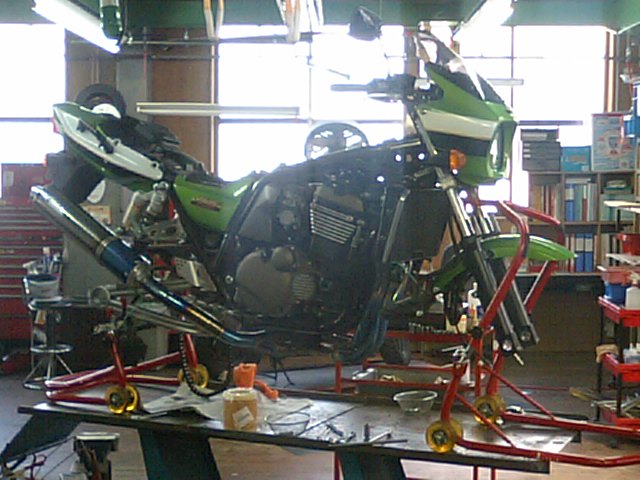 ZRX1200車検整備!_e0114857_0262556.jpg