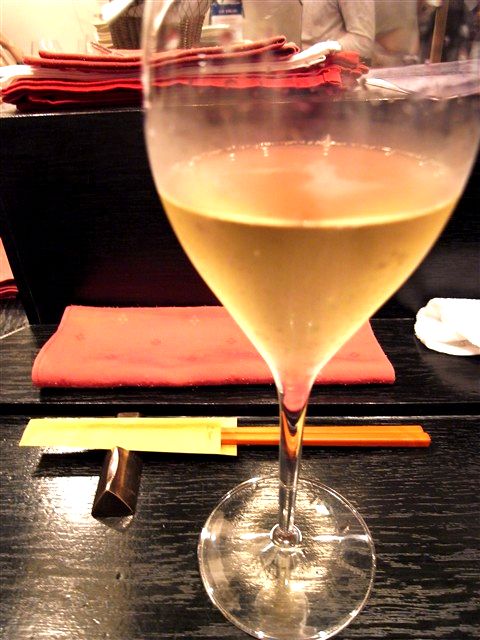「ハグ」と「握手」と。_c0116714_13181155.jpg