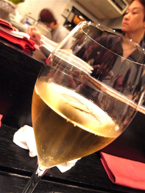 「ハグ」と「握手」と。_c0116714_1323168.jpg