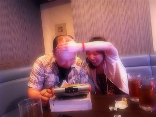 「ハグ」と「握手」と。_c0116714_13314686.jpg