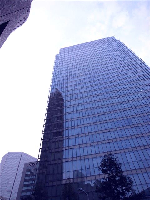 「ハグ」と「握手」と。_c0116714_1332373.jpg