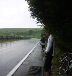 真夏のチャレンジ、阿蘇ｃｙｃｌｉｎｇ（＾０＾）_f0229250_6572511.gif